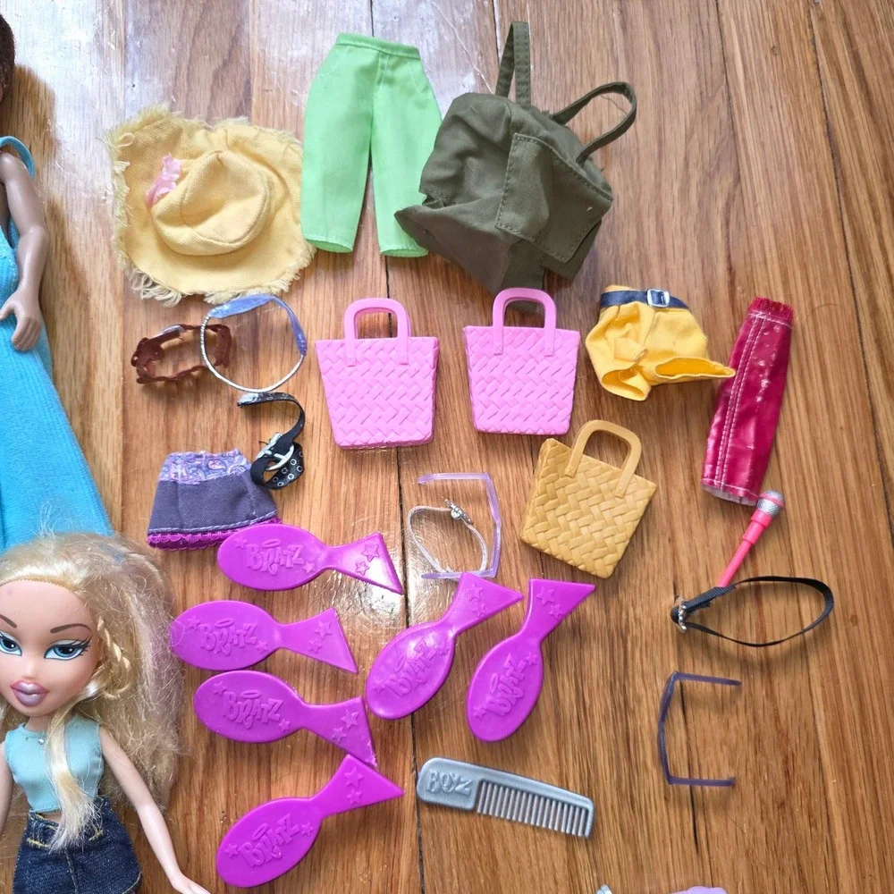 2001 Bratz Doll Lot 12 Dolls Clothes Access‎ Shoes Cloe Yasmin Sasha Jade Boyz